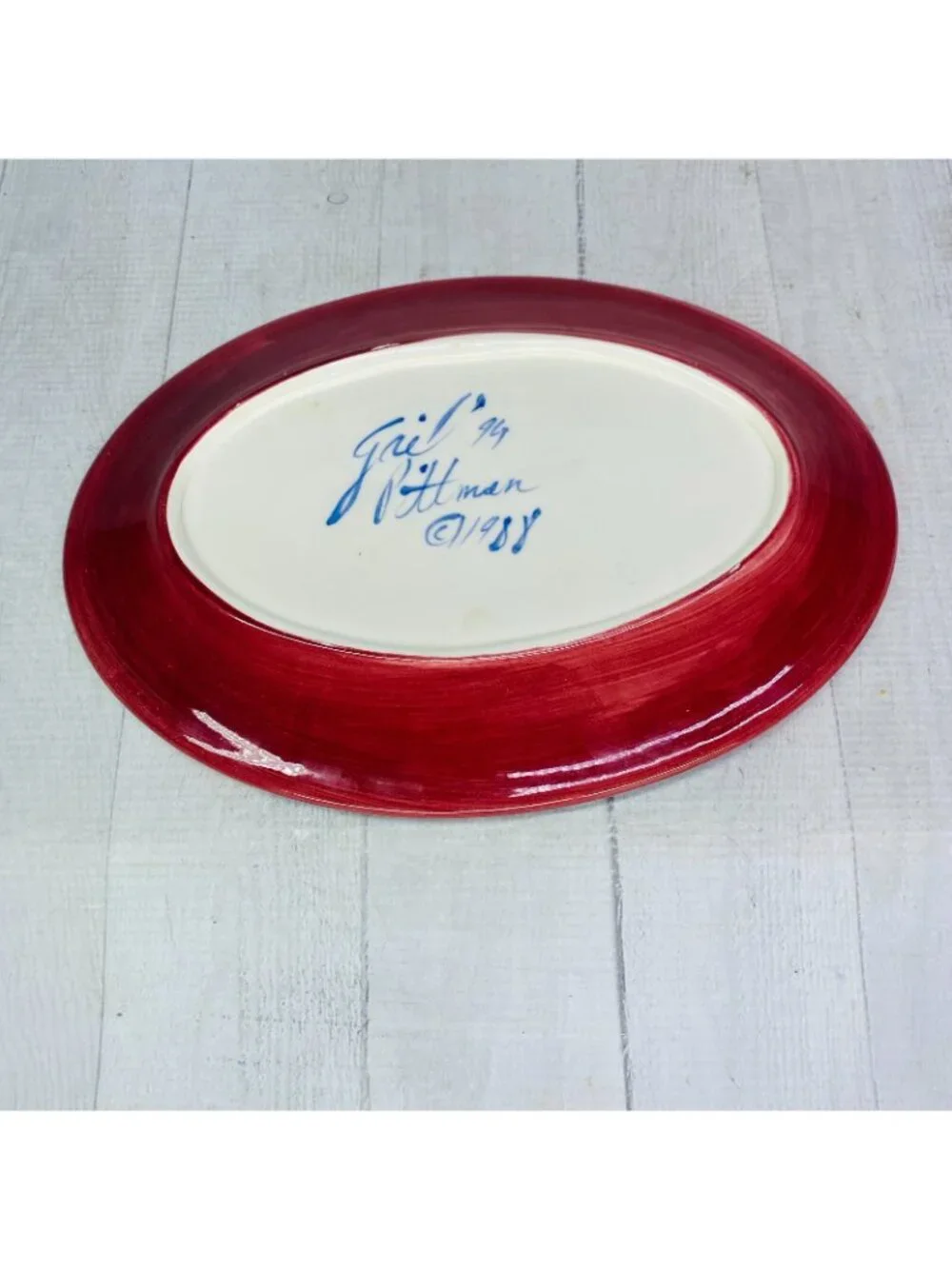 Gail Pittman FLAME Red Green Blue Wavy Line Band Ceramic 11.5